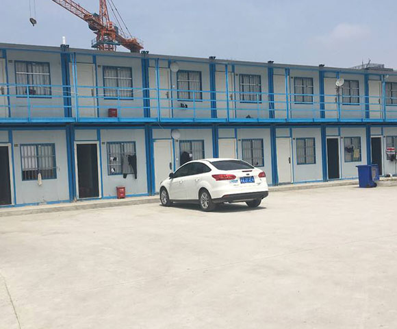 為什麼越來越多的工地選擇住人集裝箱房？